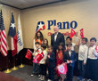 ABD'de Teksaslı başkan koltuğunu Türk çocuklara bıraktı