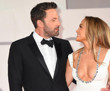 Jennifer Lopez ve Ben Affleck boşanma yolunda: Yüzük detayı