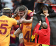 Galatasaray'dan Tottenham'a ilk yarıda 3 gol