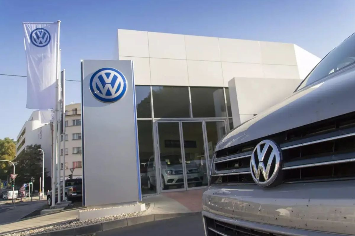 Volkswagen'in araç teslimatları 2024'te yüzde 1,4 azaldı - Patronlar Dünyası