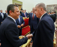 Erdoğan ve Özel görüşmesi başladı