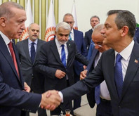 Türk medyasının manşetinde 8 yıl sonra buluşan Erdoğan-Özel görüşmesi yer aldı