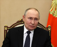 Putin, beşinci kez yemin ederek görevine başladı