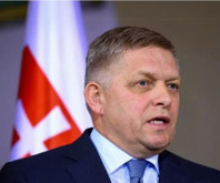 Slovakya Başbakanı silahlı suikastta yaralandı