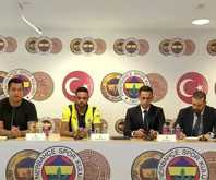 Fenerbahçe'nin yeni transferi Youssef En-Nesyri için imza töreni düzenlendi