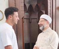 Diyanet İşleri Başkanı Erbaş ile Mesut Özil’in cami buluşması