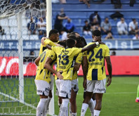 Fenerbahçe deplasmanda Kasımpaşa'yı 2-0 mağlup etti