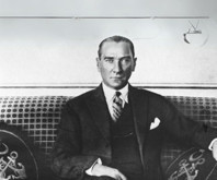 Instagram'dan Atatürk'e tehlikeli kişi sansürü