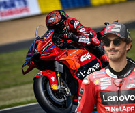 MotoGP Japonya Grand Prix'sini Francesco Bagnaia kazandı