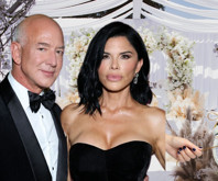 Jeff Bezos ile Lauren Sanchez'in düğünü ertelendi