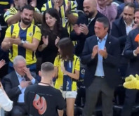 Aziz Yıldırım'a basketbol maçında doğum günü sürprizi! Ali Koç ayakta alkışladı