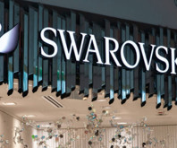 Mücevher ve aksesuar üreticisi Swarovski ,Fransız Coty ile parfüm pazarına da giriyor