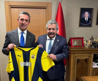 Fenerbahçe Başkanı Ali Koç'tan MHP Genel Merkezi'ne ziyaret