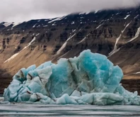 Küresel ısınma, Svalbard'daki buzulların yüzde 91'ini küçülttü 