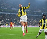 Fenerbahçe, 10 dakikada bulduğu 3 golle Göztepe'yi mağlup etti