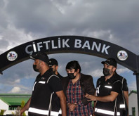 Çiftlik Bank adı altında kurduğu sanal dünyada 132 bin 222 kişiyi dolandıran Tosuncuk Mehmet Aydın’ın filmlere konu olabilecek öyküsü