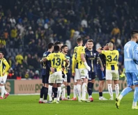 Fenerbahçe Kasımpaşa'dan 3 puanı 3 golle aldı