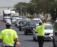 Trafikte makas atanın hem ehliyeti, hem aracı alınacak