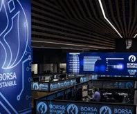 Borsa İstanbul, spekülasyonun yaşandığı cuma gününden bu yana ilk kez günü yükselişle tamamladı