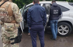 Moldova’da Türklere pasaport satan çeteye operasyon