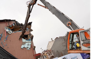 İstanbul'da çökme riski taşıyan 1556 bina tespit edildi