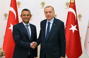Erdoğan ve Özel telefonda bayramlaştı