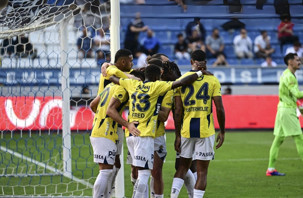 Fenerbahçe, Kasımpaşa'yı 2 golle devirdi