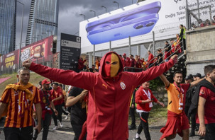 Galatasaray taraftarı RAMS Park'ta buluştu, Kadıköy'e ge