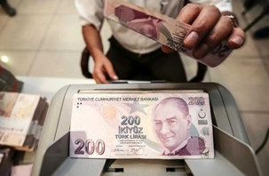 Hazine nakit dengesi eylülde 201 milyar lira açık verdi