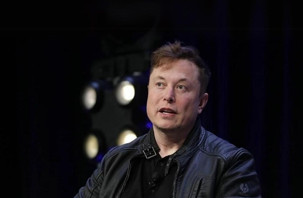 Musk: Milyarderlerin Trump korkusu Epstein listesinden