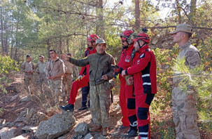 Komando timleri kayıp mantar avcısını arıyor