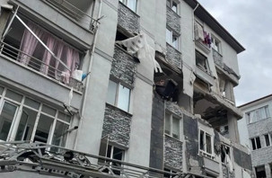 Çorum'da 5 katlı binada patlama: 1 ölü, 16 yaralı