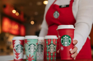 Starbucks'tan Kırmızı Bardak Günü rekoru