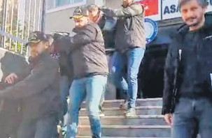 Sahte polislere kandı 1.7 milyon kaptırdı