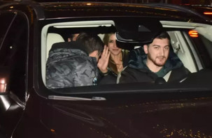 Çağla Şıkel paparazzilerden kaçamadı