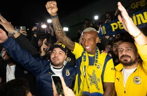 Fenerbahçe'nin yeni transferi Talisca İstanbul'da