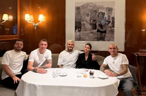 Mauro Icardi, İstanbul'a sevgilisiyle döndü