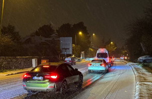 İstanbul'da bazı bölgelerde kar yağışı etkili oluyor