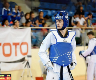 Milli tekvandocu Enbiya Taha Biçer, Avrupa Tekvando Şampiyonası'nda altın madalya kazandı