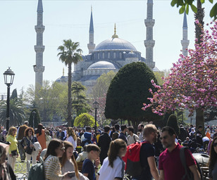 İstanbul'u ilk üç ayda 3.8 milyon yabancı ziyaret etti