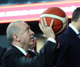 Cumhurbaşkanı Erdoğan, Basketbol Gelişim Merkezi'nin açılışını yaptı: Sporcularımız burada tarih yazacak