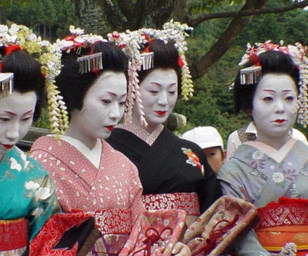 Tokyo'da nüfus artışı için yapay zekalı çöpçatanlık uygulaması başlatıldı