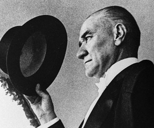 Fransa’da ilk kez Atatürk büstü dikilecek