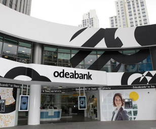 ADQ, Odeabank'ın yüzde 96'lık hissesini satın almak için Bank Audi liderliğindeki hissedar konsorsiyumuyla kesin anlaşmaya vardı