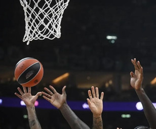 Fenerbahçe Beko yarın Alba Berlin'e konuk olacak