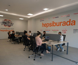 Hepsiburada'nın başlattığı Deprem Bölgesine Ticaret ve Teknoloji Gücü programında satış hacmi 8.7 milyar TL'ye ulaştı