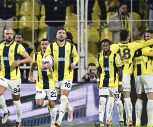 Fenerbahçe Kadıköy'de Hatayspor'u yendi, zirve takibini sürdürdü