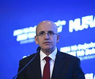 Hazine ve Maliye Bakanı Mehmet Şimşek: Bu yıl da kayıt dışıyla mücadele denetimlerimizi katbekat artırarak yeni bir safhaya geçeceğiz