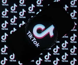 ABD’de TikTok yasağı sonrası yeni alternatifler doğdu: TikTok yüklü iPhone’lar 50 bin dolara satışa sunuldu 