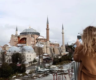 Kültür ve Turizm Bakanı Mehmet Nuri Aksoy: Türkiye Ocak ayında 2,1 milyonun üzerinde yabancı ziyaretçi ağırladı